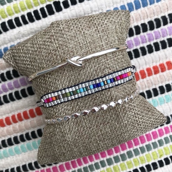 Stella & Dot Autism Awareness Bracelet - Picture 4 of 5